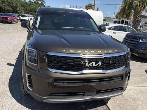 Dark Moss 2022 Kia Telluride EX