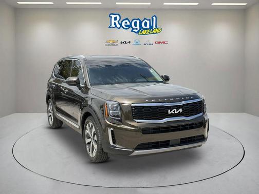 Dark Moss 2022 Kia Telluride EX