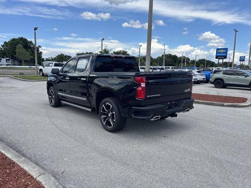 2025 Chevrolet Silverado 1500 High Country