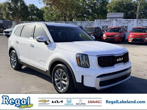 2024 Kia Telluride LX