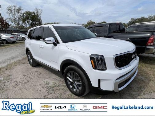 2024 Kia Telluride LX