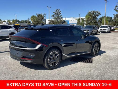 2025 Kia EV6 Light Long Range