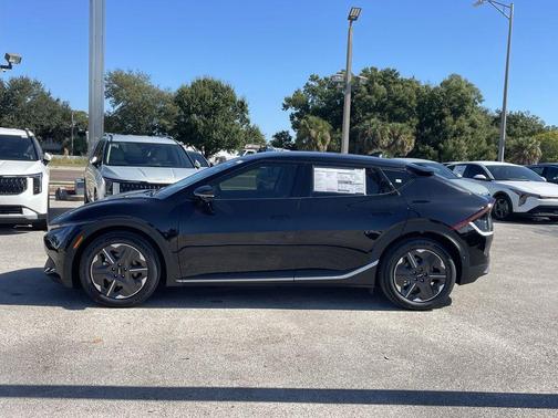 2025 Kia EV6 Light Long Range