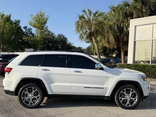 Bright White Clearcoat 2021 Jeep Grand Cherokee Limited