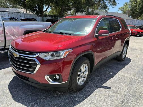 Cajun Red Tintcoat 2021 Chevrolet Traverse LT Cloth