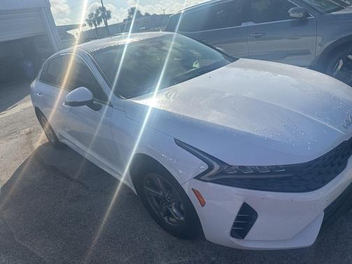 2023 Kia K5 LXS