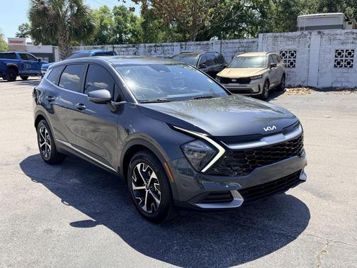 2023 Kia Sportage EX