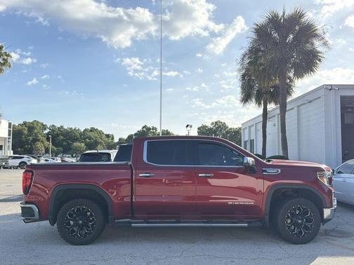 Red Quartz Tintcoat 2019 GMC Sierra 1500 SLT