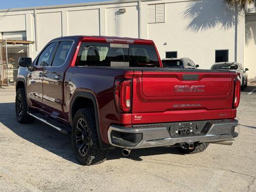 Red Quartz Tintcoat 2019 GMC Sierra 1500 SLT