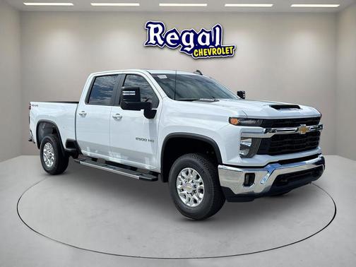 Summit White 2026 Chevrolet Silverado 2500 LT
