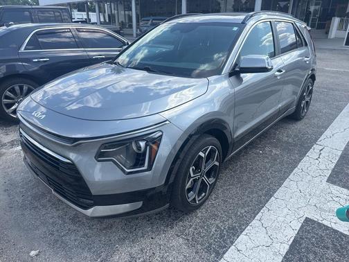 Steel Gray 2023 Kia Niro EX Touring