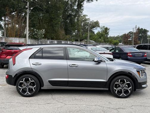 Steel Gray 2023 Kia Niro EX Touring