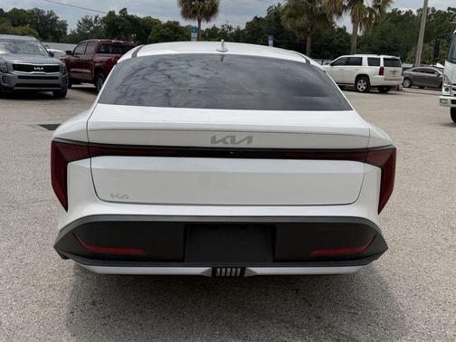 Snow White Pearl 2026 Kia K4 LXS