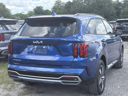 Sapphire Blue 2023 Kia Sorento S