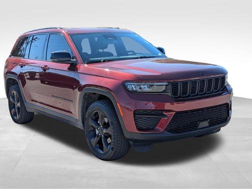 2022 Jeep Grand Cherokee Altitude