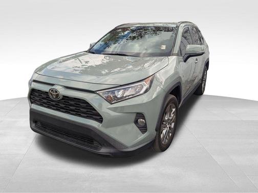 2021 Toyota RAV4 XLE Premium