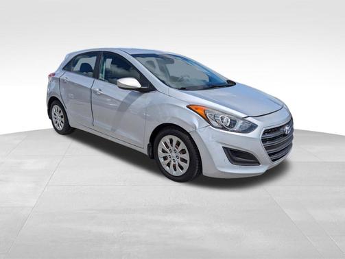 2016 Hyundai Elantra GT Base