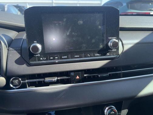 2024 Mitsubishi Outlander ES