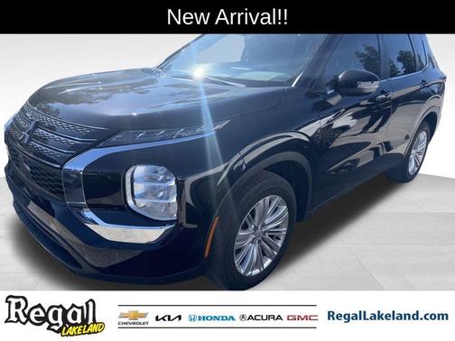 2024 Mitsubishi Outlander ES