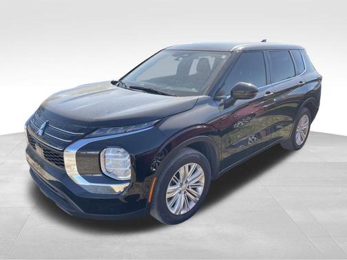 2024 Mitsubishi Outlander ES