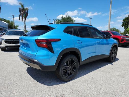 Marina Blue 2026 Chevrolet Trax ACTIV