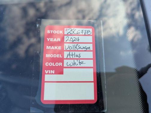 2024 Volkswagen Atlas 2.0T SEL Premium R-Line