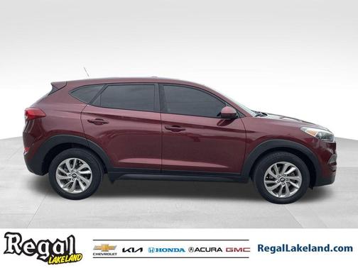 2017 Hyundai TUCSON SE