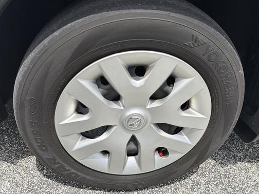 Brilliant Silver Metallic 2020 Nissan Rogue Sport S