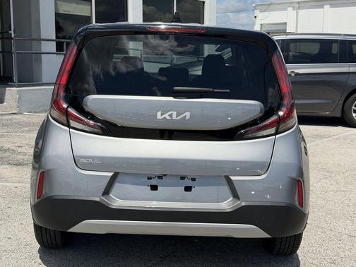 Steel Gray 2023 Kia Soul LX