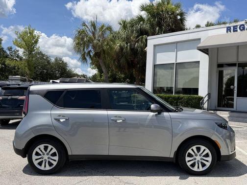 Steel Gray 2023 Kia Soul LX