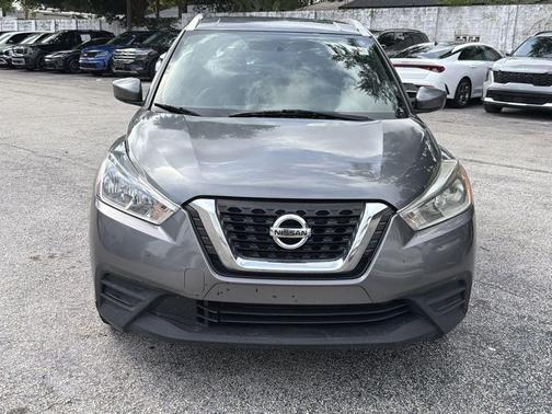 Gun Metallic 2019 Nissan Kicks SV