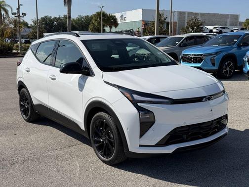 Summit White 2027 Chevrolet Bolt RS