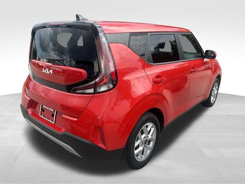 2024 Kia Soul S