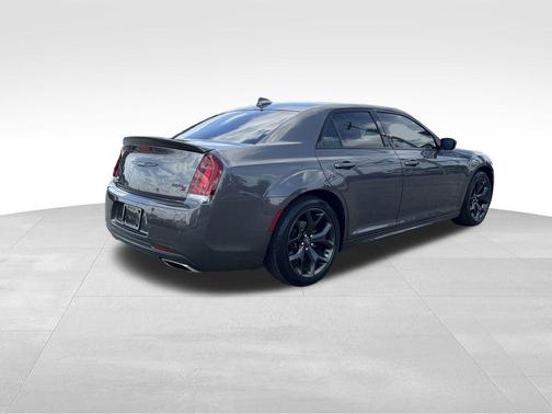 2021 Chrysler 300 S