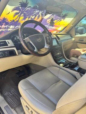 2014 Cadillac Escalade ESV Luxury