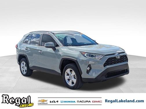 2020 Toyota RAV4 Hybrid XLE