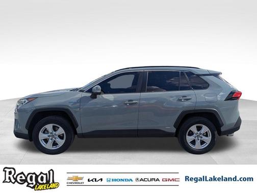 2020 Toyota RAV4 Hybrid XLE