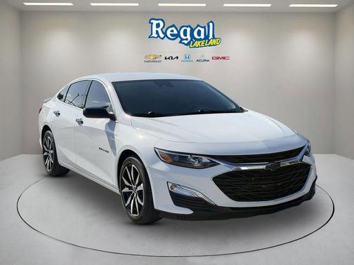 Summit White 2024 Chevrolet Malibu RS