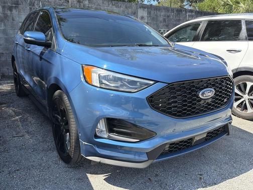 Blue Metallic 2019 Ford Edge ST