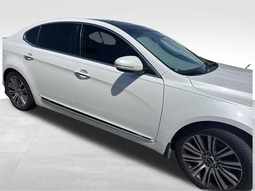 2014 Kia Cadenza Premium