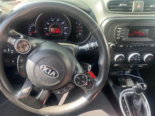2016 Kia Soul Base