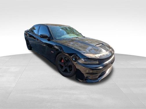 2016 Dodge Charger R/T Scat Pack