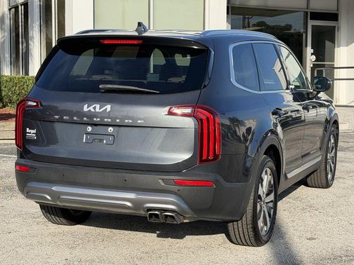Gravity Gray 2022 Kia Telluride EX