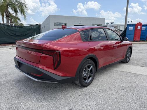 Currant Red 2026 Kia K4 LXS