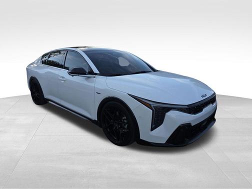 2025 Kia K4 GT-Line Turbo