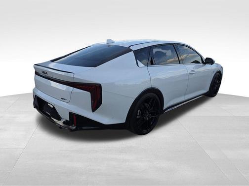 2025 Kia K4 GT-Line Turbo