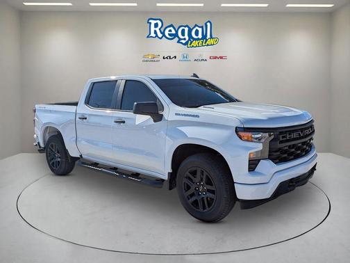 2025 Chevrolet Silverado 1500 Custom