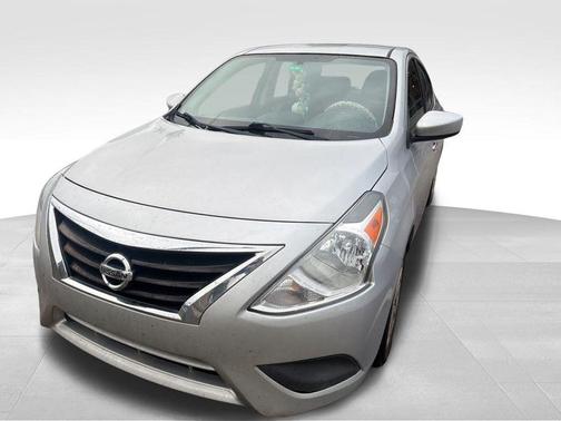2019 Nissan Versa 1.6 SV