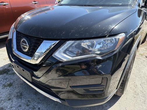 Magnetic Black 2018 Nissan Rogue SV