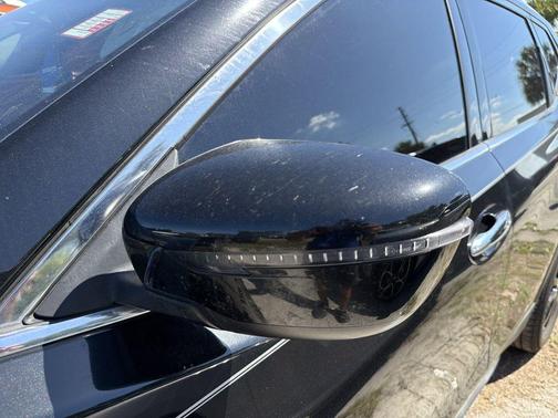 Magnetic Black 2018 Nissan Rogue SV